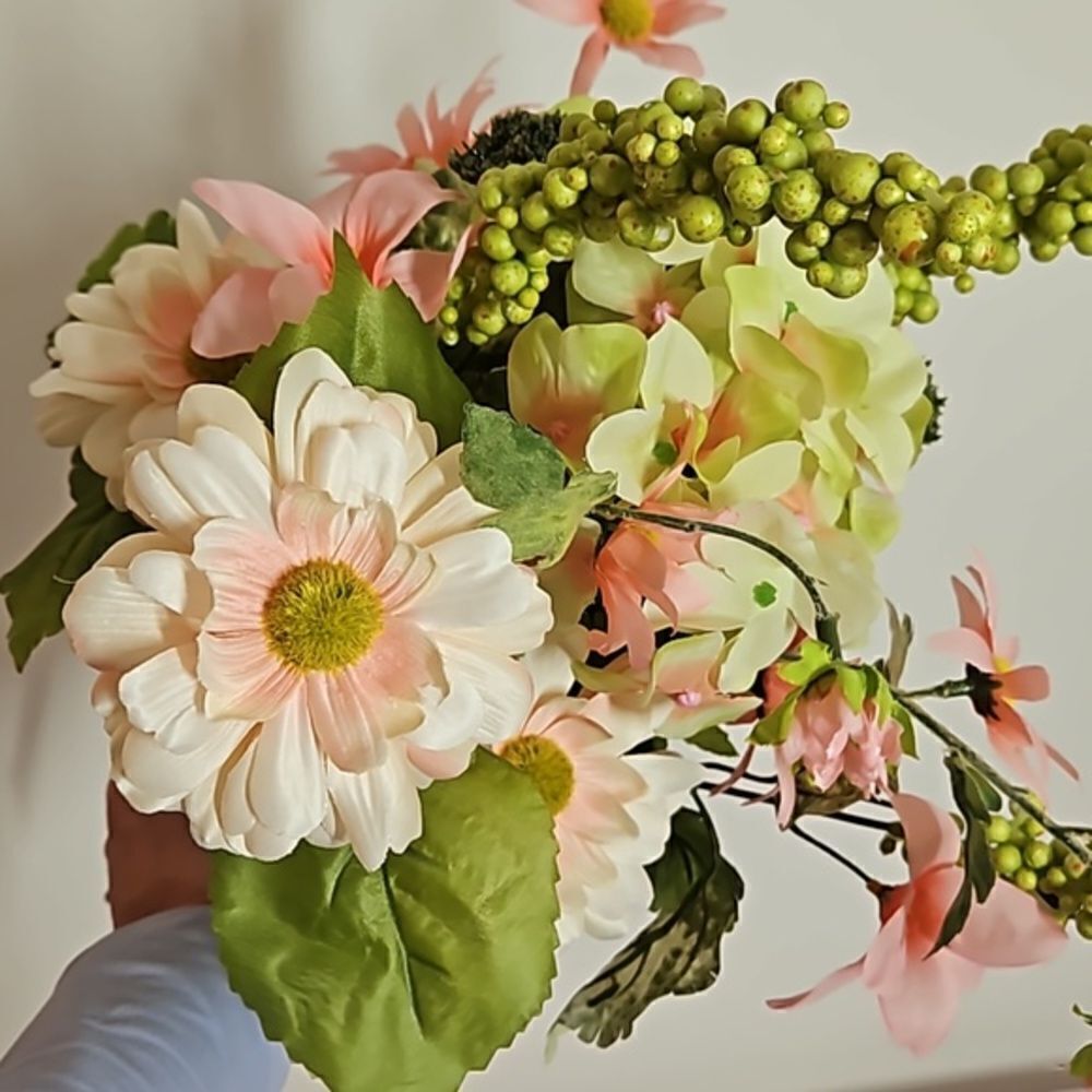 Floral Bush  - Picture 3 of 5